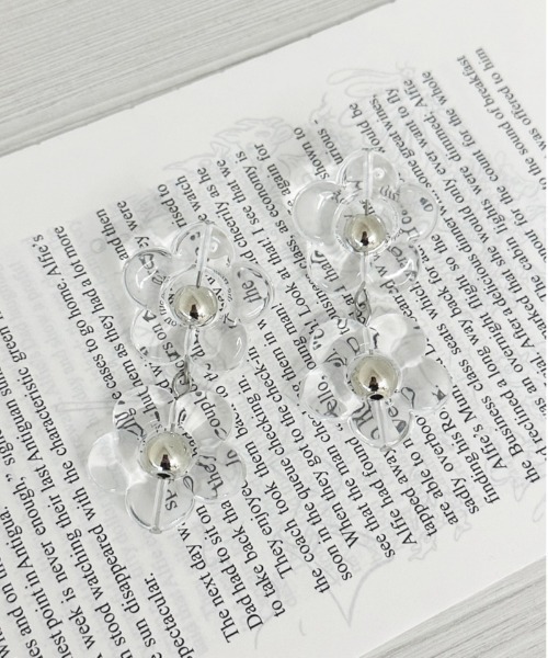 apres jour（アプレジュール）の「【apres jour×ARIAZ】２連フラワークリアピアス（ピアス（両耳用）・レディース・シルバー・FREE）」の3枚目の写真