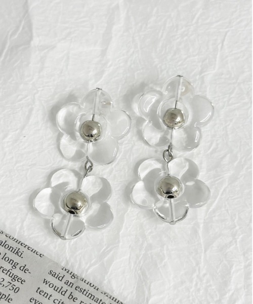 apres jour（アプレジュール）の「【apres jour×ARIAZ】２連フラワークリアピアス（ピアス（両耳用）・レディース・シルバー・FREE）」の2枚目の写真