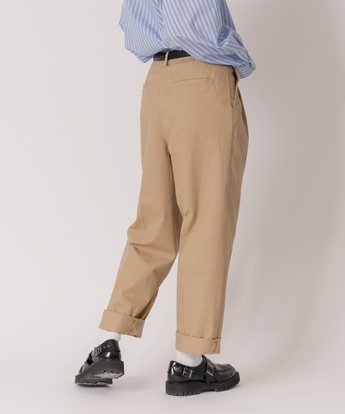 ONCILY(オンシェリー)の「ROLL UP CHINO PANTS / ロールアップチノパンツ(チノパンツ・メンズ・ベージュ/カーキ/ネイビー・SMALL/LARGE/MEDIUM)」の16枚目の写真