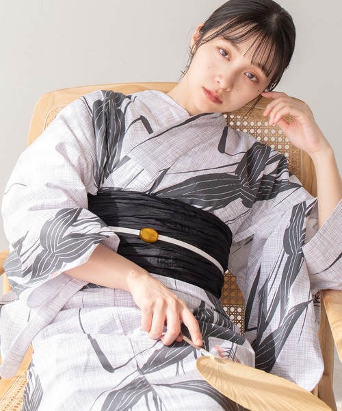 ゆかた館グレース（ユカタカングレース）の「こだわり浴衣５点セット（浴衣・レディース・レッド/クリーム/オフホワイト/サックスブルー/アイボリー/ライトピンク/スミクロ/キナリ/ブルー系/ブルー/サックスブルー系/ライトブルー/ピンクベージュ/ベージュ・MEDIUM/SMALL）」の4枚目の写真