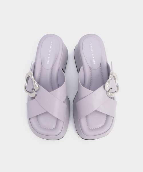 CHARLES & KEITH(チャールズ & キース)の「クロスオーバー プラットフォームミュール(サンダル・レディース・ブラック/ライラック/オフホワイト・23cm/23.5cm/24.5cm/25cm/25.5cm/22.5cm)」の6枚目の写真