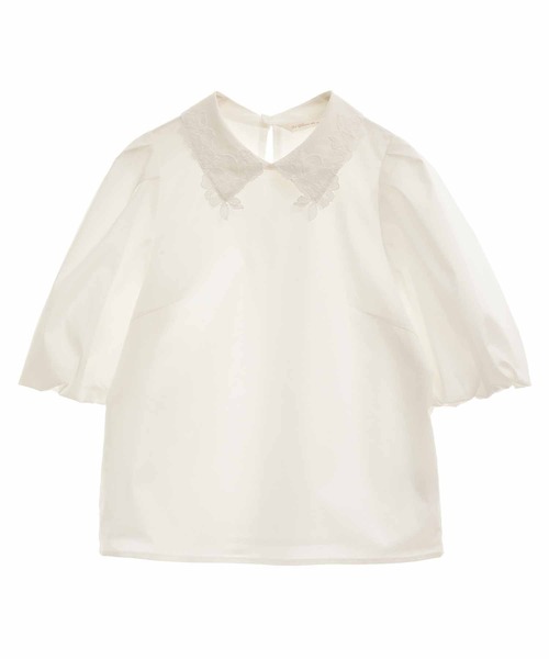 31 Sons de mode（トランテアン　ソン　ドゥ　モード）の「衿レースパフ袖ブラウス（シャツ/ブラウス・レディース・ブラック/サックスブルー/オフホワイト・36）」の5枚目の写真