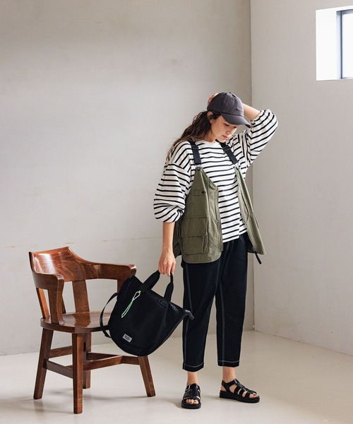 niko and...（ニコアンド）の「オリジナルラウンド2WAYトートバッグ（トートバッグ・レディース・ブラック/グリーン/ベージュ/チャコール・0）」の8枚目の写真