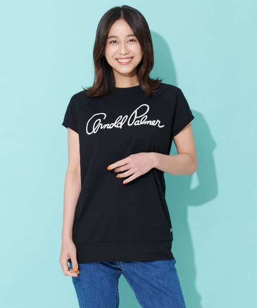 Arnold Palmer(アーノルドパーマー)の「レガシー ロゴ フレンチスリーブ Tシャツ(Tシャツ/カットソー・レディース・アイボリー/ブラック/ライトブラウン・M/S/L)」の3枚目の写真