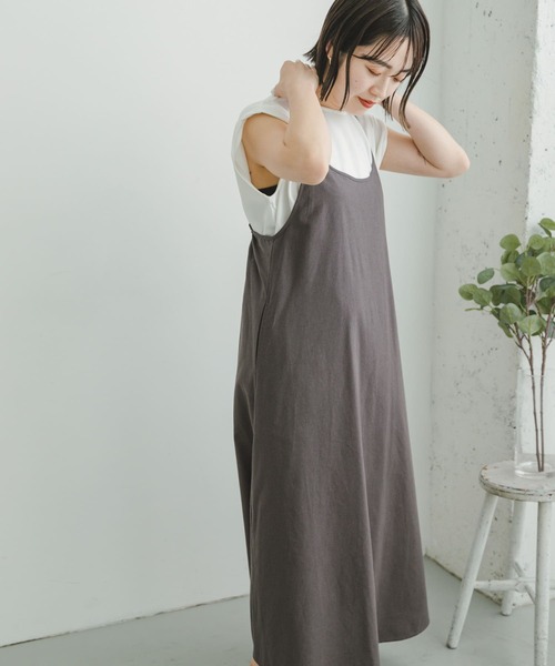 ITEMS URBANRESEARCH(アイテムズ アーバンリサーチ)の「リネンキャミワンピース(ワンピース・レディース・ネイビー/チャコールグレー/ベージュ・FREE)」の2枚目の写真