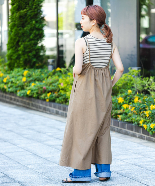 ITEMS URBANRESEARCH(アイテムズ アーバンリサーチ)の「リネンキャミワンピース(ワンピース・レディース・ネイビー/チャコールグレー/ベージュ・FREE)」の5枚目の写真