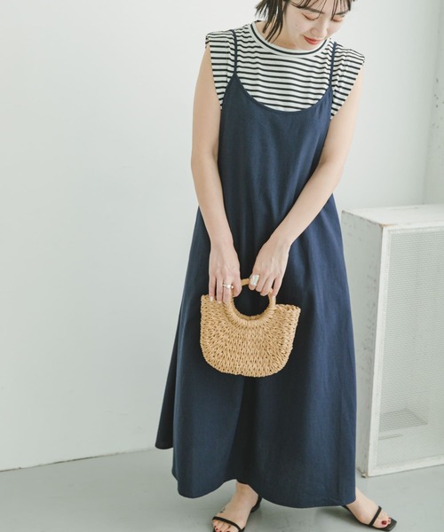 ITEMS URBANRESEARCH(アイテムズ アーバンリサーチ)の「リネンキャミワンピース(ワンピース・レディース・ネイビー/チャコールグレー/ベージュ・FREE)」の14枚目の写真