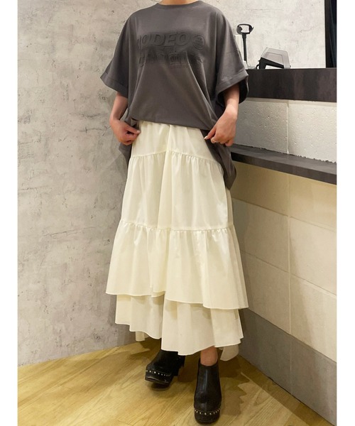 RODEO CROWNS WIDE BOWL(ロデオクラウンズワイドボウル)の「SPRAYエンボスロゴTシャツ(Tシャツ/カットソー・レディース・ライトブルー/オフホワイト/チャコールグレー・FREE)」の5枚目の写真