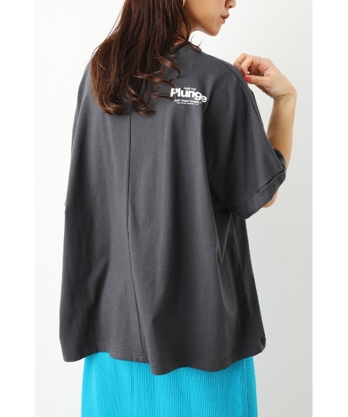 RODEO CROWNS WIDE BOWL(ロデオクラウンズワイドボウル)の「SPRAYエンボスロゴTシャツ(Tシャツ/カットソー・レディース・ライトブルー/オフホワイト/チャコールグレー・FREE)」の6枚目の写真