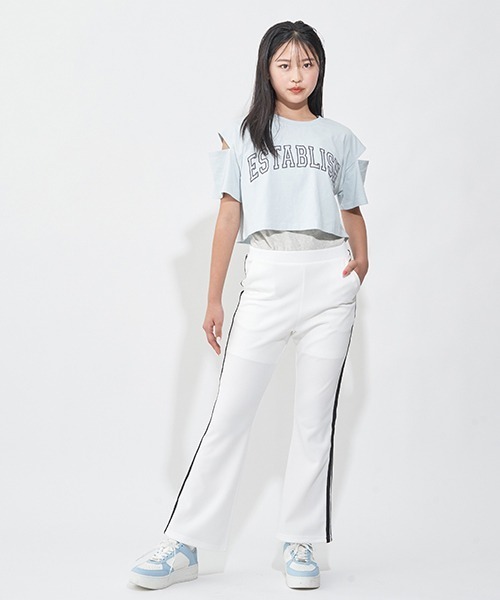 LOVETOXIC（ラブトキシック）の「【LTXC】接触冷感ラインフレアパンツ（その他パンツ・キッズ・ブラック/オフホワイト・SS/S/M/L）」の4枚目の写真