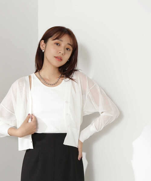 NATURAL BEAUTY BASIC(ナチュラルビューティーベーシック)の「◇クロップドシアーカーディガン(カーディガン/ボレロ・レディース・ブラック/ダークグリーン/ダークブラウン/オフホワイト・FREE)」の6枚目の写真