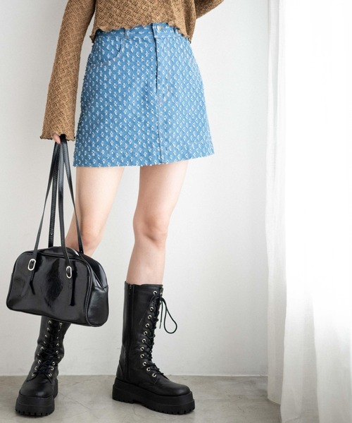 WEGO（ウィゴー）の「WEGO/パンチングデニム台形ミニスカート（デニムスカート・レディース・ライトインディゴブルー・FREE）」の6枚目の写真