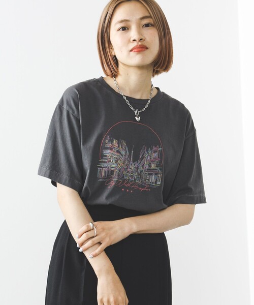 BEAMS HEART(ビームスハート)の「BEAMS HEART / カラフルプリント Tシャツ(Tシャツ/カットソー・レディース・オフホワイト/ブラック系その他4/パープル系その他5・FREE)」の8枚目の写真