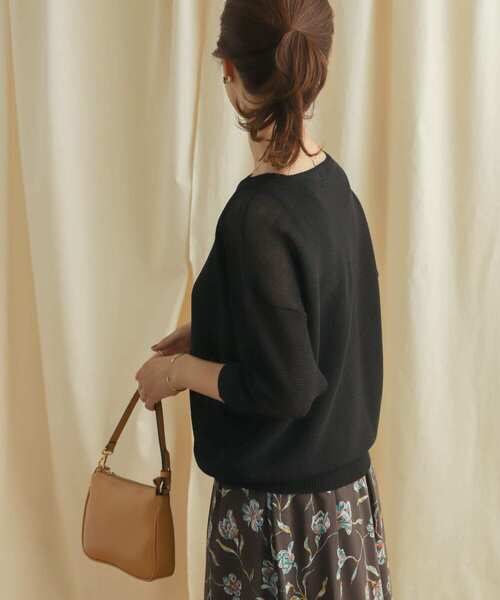 URBAN RESEARCH DOORS（アーバンリサーチドアーズ）の「ボートネックガータープルオーバー（ニット/セーター・レディース・ブラック/ブラウン・MEDIUM）」の7枚目の写真