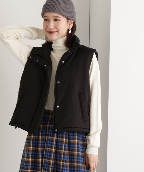 N.（N. Natural Beauty Basic）（エヌエヌナチュラルビューティーベーシック）の「◆スタンドネック中綿ベスト（ベスト・レディース・ブラック/ベージュ/オフホワイト・MEDIUM）」の3枚目の写真