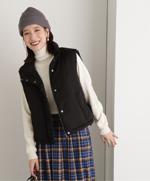 N.（N. Natural Beauty Basic）（エヌエヌナチュラルビューティーベーシック）の「◆スタンドネック中綿ベスト（ベスト・レディース・ブラック/ベージュ/オフホワイト・MEDIUM）」の10枚目の写真