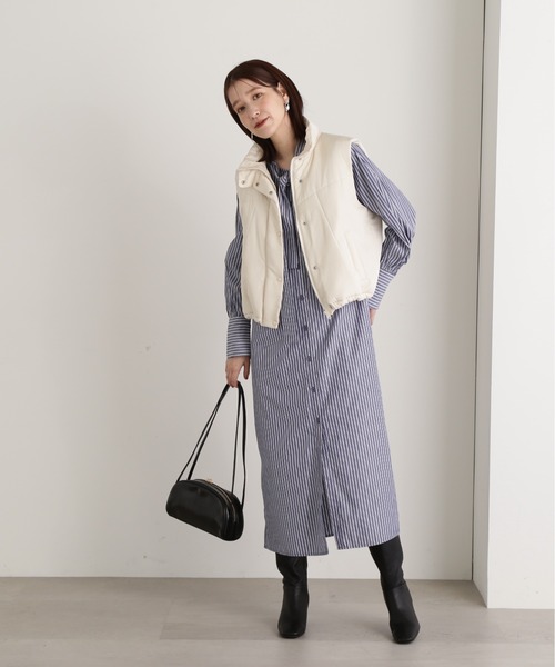 N.（N. Natural Beauty Basic）（エヌエヌナチュラルビューティーベーシック）の「◆スタンドネック中綿ベスト（ベスト・レディース・ブラック/ベージュ/オフホワイト・MEDIUM）」の21枚目の写真