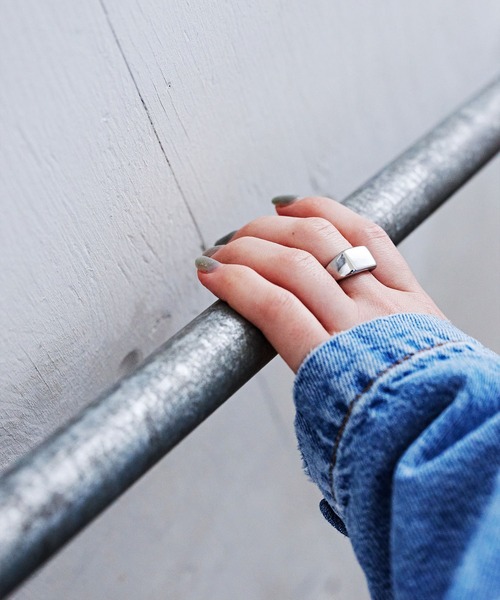 CENE（セネ）の「【CENE】セネ/スクエアリング（リング・レディース・シルバー/ゴールド・#11/#9/#13）」の14枚目の写真