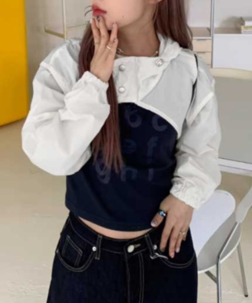 Vipoa(ヴィポア)の「snap bolero jumper(マウンテンパーカー・レディース・アイボリー/ブラック・FREE)」の2枚目の写真