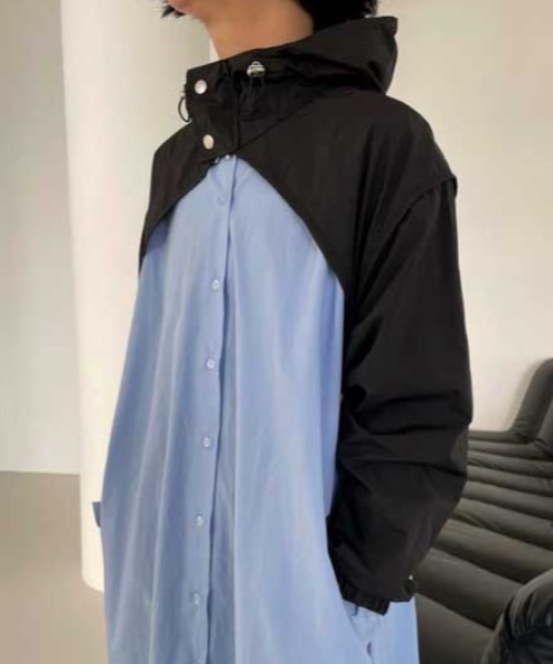 Vipoa(ヴィポア)の「snap bolero jumper(マウンテンパーカー・レディース・アイボリー/ブラック・FREE)」の1枚目の写真
