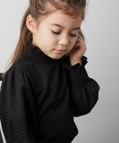 riziere（リジェール）の「シャーリングカラープルオーバー（シャツ/ブラウス・キッズ・アイボリー/ブラック・110/100/140/150/120/130/90）」の20枚目の写真