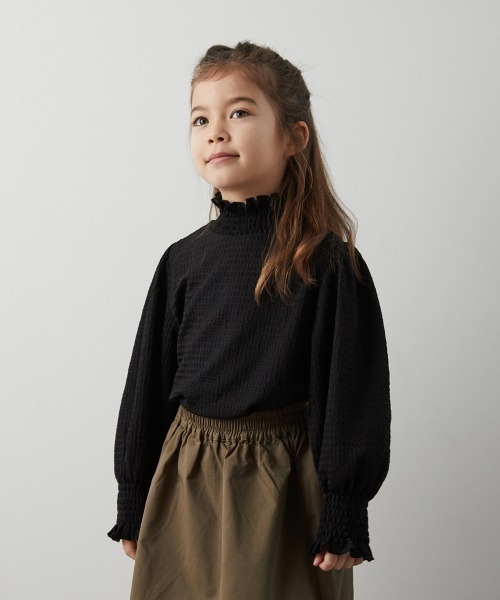 riziere（リジェール）の「シャーリングカラープルオーバー（シャツ/ブラウス・キッズ・アイボリー/ブラック・110/100/140/150/120/130/90）」の22枚目の写真