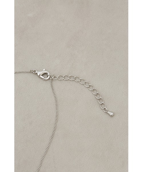 AZUL by moussy（アズールバイマウジー）の「AZモチーフキューブネックレス（ネックレス・レディース・ゴールド系その他/シルバー・FREE）」の5枚目の写真