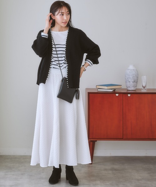 nissen（ニッセン）の「エンボス柄ロング丈フレアスカート（スカート・レディース・オフホワイト/ブルー/ブラック・LL/L/S/M）」の19枚目の写真