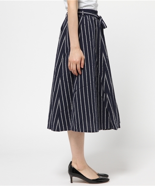 DISCOAT（ディスコート）の「【Discoat】綿麻サッカーハギフレアスカート（スカート・レディース・ホワイト/オフホワイト/ネイビー・LARGE/MEDIUM）」の13枚目の写真