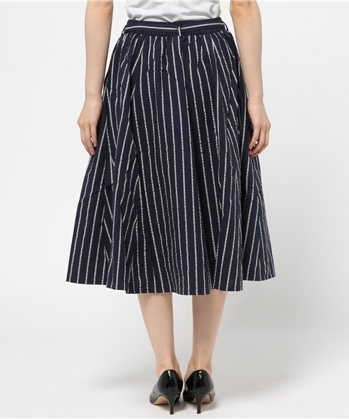 DISCOAT（ディスコート）の「【Discoat】綿麻サッカーハギフレアスカート（スカート・レディース・ホワイト/オフホワイト/ネイビー・LARGE/MEDIUM）」の4枚目の写真