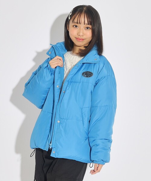 PINK-latte(ピンクラテ)の「◆【カラバリ豊富/130cmサイズあり】ショートパテッドブルゾン(その他アウター・キッズ・ブラック/ライトパープル/ブルー/アイボリー/ベビーピンク・15 /16/14/13)」の6枚目の写真