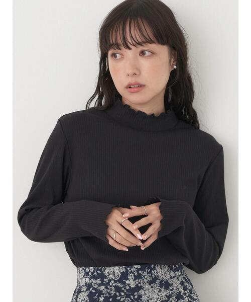 earth music&ecology（アースミュージックアンドエコロジー）の「チェーンリブハイネックプルオーバー（Tシャツ/カットソー・レディース・ブルー/ベージュ/ブラック/アイボリー/その他9/ピンク・S/M）」の3枚目の写真