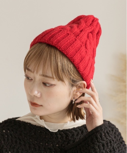 ad thie(アドティエ)の「カラフル ケーブル編み ニット帽(ニットキャップ/ビーニー・レディース・レッド/パープル/ブラック/オフホワイト/ブラウン/ピンク/グレー/ブルー・FREE)」の8枚目の写真