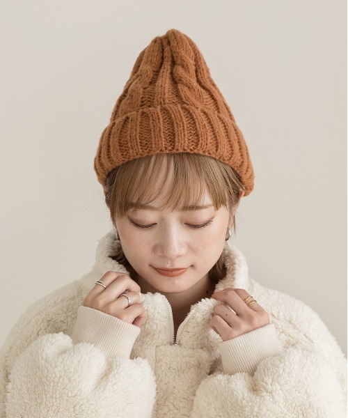 ad thie(アドティエ)の「カラフル ケーブル編み ニット帽(ニットキャップ/ビーニー・レディース・レッド/パープル/ブラック/オフホワイト/ブラウン/ピンク/グレー/ブルー・FREE)」の15枚目の写真