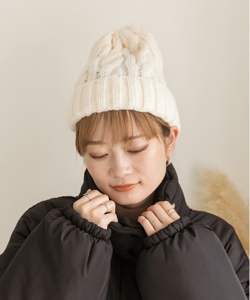 ad thie(アドティエ)の「カラフル ケーブル編み ニット帽(ニットキャップ/ビーニー・レディース・レッド/パープル/ブラック/オフホワイト/ブラウン/ピンク/グレー/ブルー・FREE)」の10枚目の写真