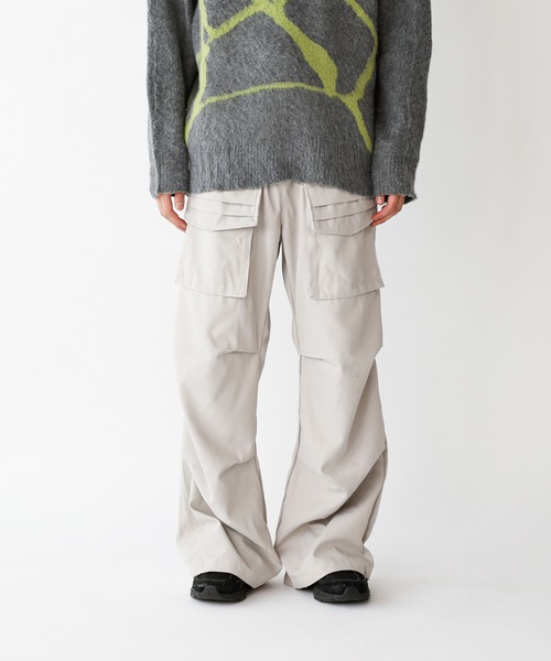 Theater code(シアターコード)の「▲front flap wide cargo pant/フロントフラップ ワイド カーゴパンツ(カーゴパンツ・メンズ・ブラック/オフホワイト・2/3)」の14枚目の写真