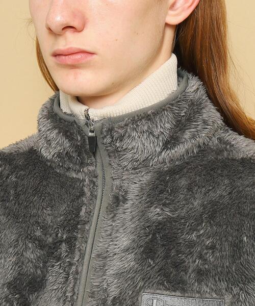 Champion(チャンピオン)の「◆【抗菌防臭】Champion(チャンピオン)ベスト(ベスト・メンズ・チャコールグレー/ブラック・02/03)」の11枚目の写真