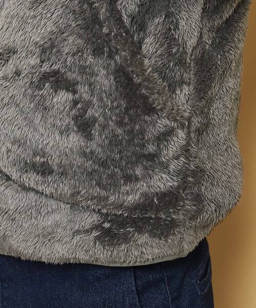 Champion(チャンピオン)の「◆【抗菌防臭】Champion(チャンピオン)ベスト(ベスト・メンズ・チャコールグレー/ブラック・02/03)」の15枚目の写真