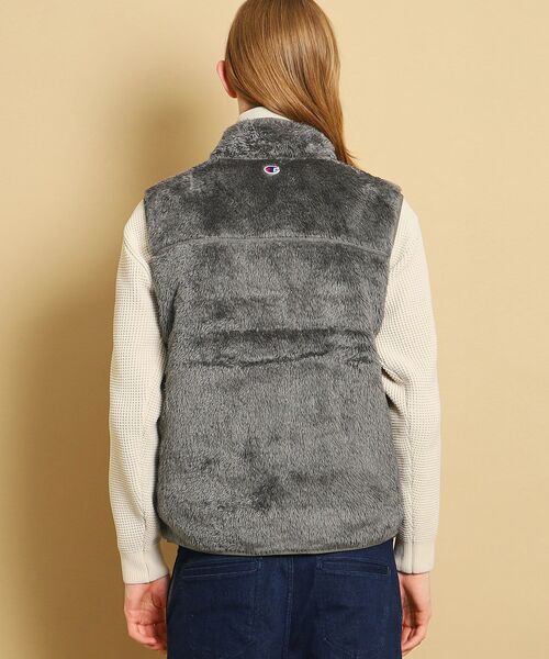 Champion(チャンピオン)の「◆【抗菌防臭】Champion(チャンピオン)ベスト(ベスト・メンズ・チャコールグレー/ブラック・02/03)」の20枚目の写真