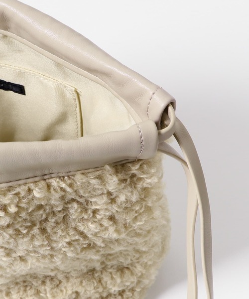 URBAN RESEARCH Sonny Label（アーバンリサーチサニーレーベル）の「プードルファー巾着バッグ（ショルダーバッグ・レディース・ライトベージュ/ブルー/チャコールグレー・ONE）」の15枚目の写真