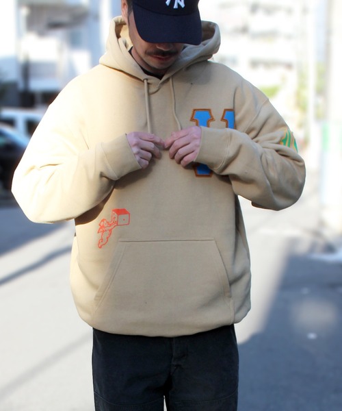HUF / FLY DIE P/O HOODIE/パーカー/M/コットン/CML/プリント/PF00622 HUF（ハフ）の「【HUF】ハフ FLY DIE P/O HOODIE プルオーバー