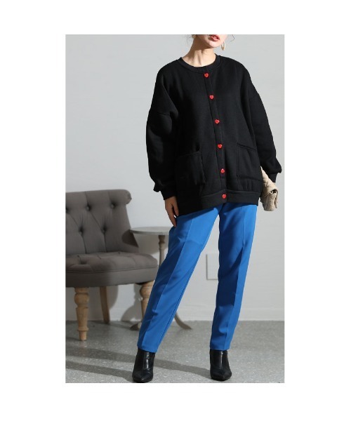 Sawa a la mode(サワアラモード)の「裏起毛ハートボタンカーディガン(カーディガン/ボレロ・レディース・ブラック・FREE)」の3枚目の写真