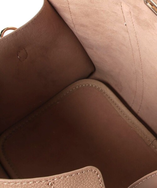 fredy emue(フレディエミュ)の「ポーチインバッグ付ショルダートートバッグ(ショルダーバッグ・レディース・ベージュ/ブラック・FREE)」の18枚目の写真