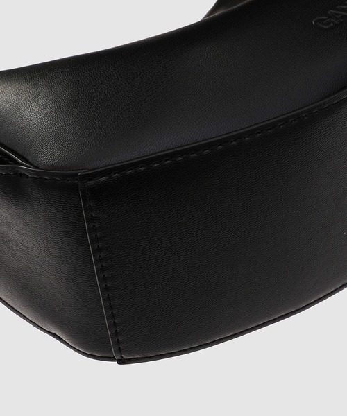 GANNI（ガニー）の「Ganni Shoulder Bag（ショルダーバッグ・レディース・ブラック・ONE SIZE）」の8枚目の写真