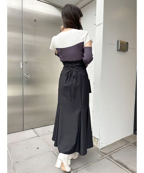 MERCURYDUO（マーキュリーデュオ）の「バイカラータイトニット（ニット/セーター・レディース・ブラック/チャコールグレー/ブラウン・FREE）」の16枚目の写真