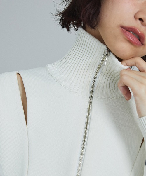 UNITED TOKYO（ユナイテッドトウキョウ）の「カッティングニット