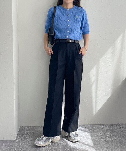 fredy emue（フレディエミュ）の「スラブツイルタックスラックスパンツ（その他パンツ・レディース・ベージュ/ブラック/サックスブルー・36/38）」の22枚目の写真