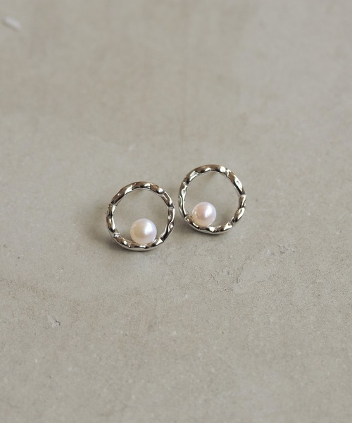bonu.(ボヌ)の「【silver925】淡水パールサークルピアス(ピアス(両耳用)・レディース・シルバー/ゴールド・FREE)」の4枚目の写真