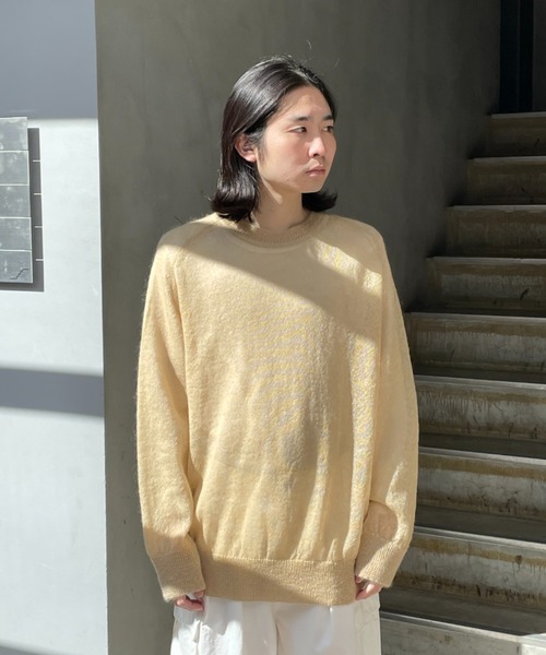 URU(ウル)の「URU/ウル/CREWNECK KNIT(ニット/セーター・メンズ・ブルー/ベージュ・2)」の7枚目の写真