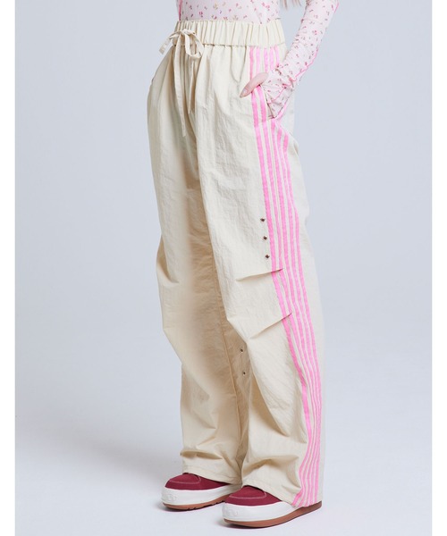 新品未使用littlesunnybite rose nylon pants Little sunny bite（リトルサニーバイト）の「nylon pants